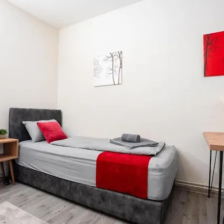 Livemore24 - 2 In 24-7 Check-in Apartamento