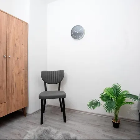 Livemore24 - 2 In 24-7 Check-in Apartamento